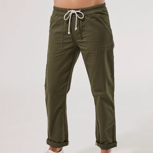 PACT Women's Mountain View Green Woven Twill Roll Up Pant